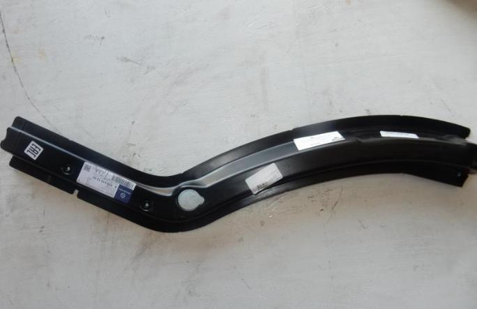 9736101732 FLOOR STRIP RH for BENZ TRUCK AXOR V1/V2