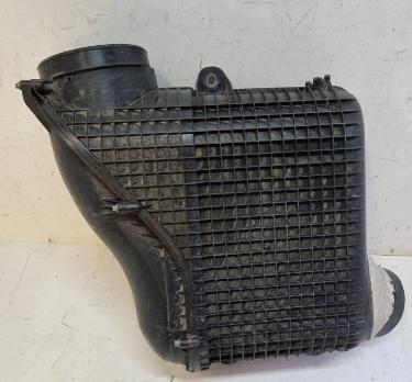 0190941302/4692085907/0040946604 AIR FILTER        for  BENZ ACTROS(MP2)(MP3)